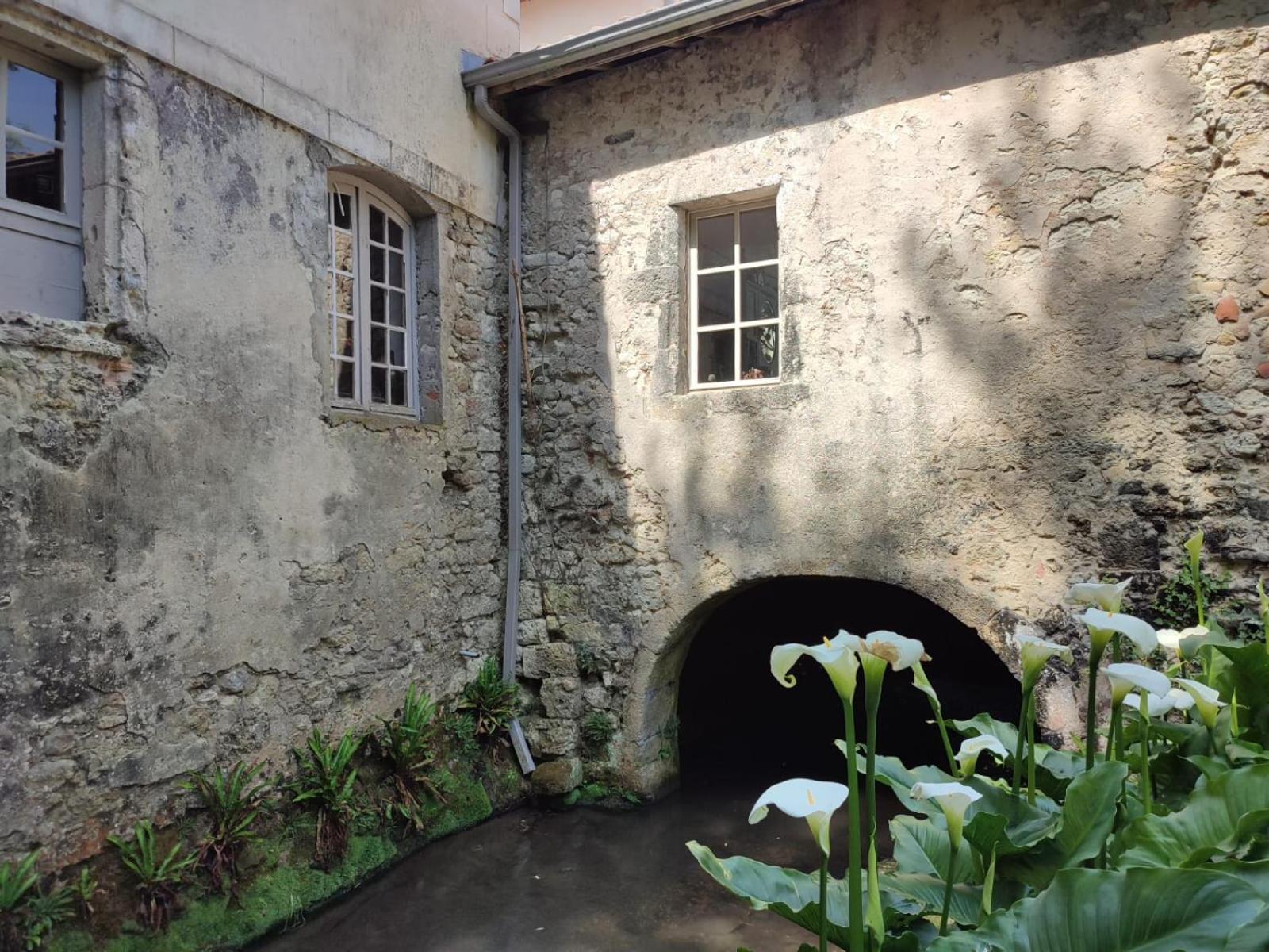 Chambre D'Hotes Le Moulin De Moulis ภายนอก รูปภาพ