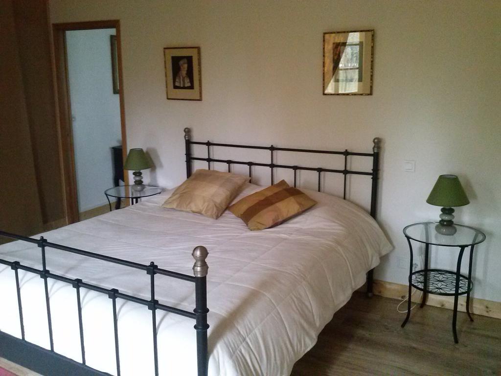 Chambre D'Hotes Le Moulin De Moulis ห้อง รูปภาพ