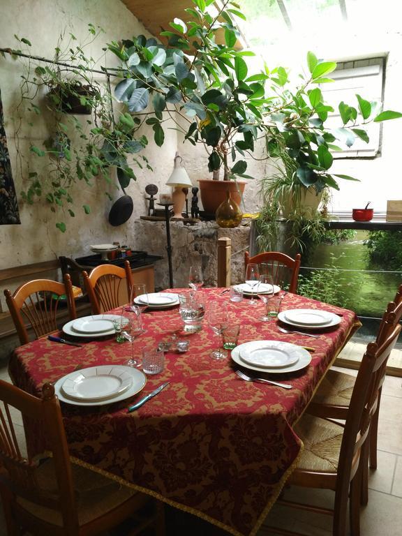 Chambre D'Hotes Le Moulin De Moulis ภายนอก รูปภาพ